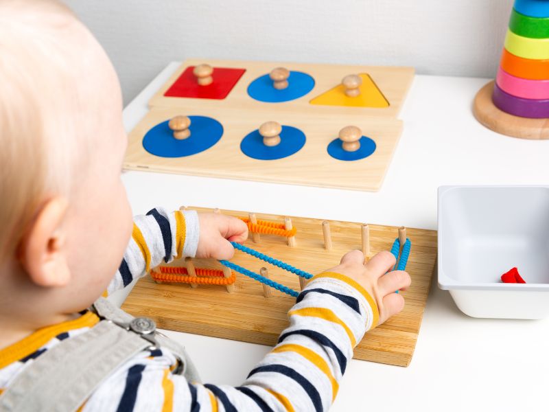 Perché dovresti iscrivere tuo figlio ad un asilo nido Montessori